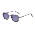 Lunettes de soleil carrées en métal avec verres dégradés violets et monture gris foncé - Gunmetal Clair Gris Clair Revêtement Bleu (C7)
