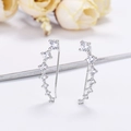 Silver ear climber with seven graduated round zircons for a minimalist star look - White Gold Color-White Zirconia