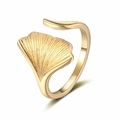 Elegante anillo abierto de hoja de ginkgo dorado con textura detallada y ajustable - Abierto Ajustable / Dorado
