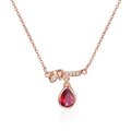 Collana in oro rosa con fiocco e pendente in cristallo rosso a forma di goccia - Oro Rosa - Pietra Rossa