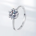 Anello in moissanite argento con griffe a cuore e fascia pavé regolabile - Aperto Regolabile / Argento-Zircone Bianco