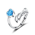 Detailansicht des Wal-Rings mit blauem Herzstein und I love you forever Gravur auf Edelstahl - Einstellbar Offen / Blauer Zirkonia
