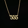 Collier en acier inoxydable doré avec pendentif chiffre ange 555 sur fond noir élégant - 555(XT555G)