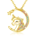 Collana con ciondolo a luna e unicorno dorato con cristalli colorati su bianco - Oro