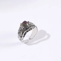 Vintage zilveren maansteen ring met getextureerde band en ovale iriserende steen - Paars Sterrenlicht