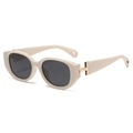 Occhiali da sole cat eye color crema con cerniera a H dorata e lenti scure eleganti - Bianco Sporco