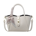 Schicke beige Eimer-Tasche aus Leder mit Goldschließe und elegantem Seidenschal-Detail - Gebrochenes Weiß