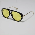 Retro aviator sunglasses with black frame, yellow lenses and gold metal temples - Black Frame Yellow Lens (WF)