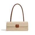 Bolso baguette minimalista de lona beige con correas de cuero marrón y parche de logo - Marrón