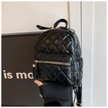 Schwarzer Mini-Rucksack mit Steppmuster, Gold-Reißverschlüssen und Kunstleder - Schwarz