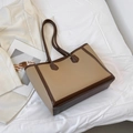 Grande borsa tote in pelle bicolore beige e marrone con sottili tracolle a spalla - Cachi