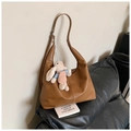Caramel brown large capacity tote bag with cute white plush rabbit charm on strap - Brown (With Pendant)
