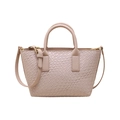 Bolso tote rosa nude con textura trenzada, asas redondas y correa de hombro ajustable - Beige