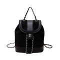 Zaino minimalista in pelle scamosciata nera opaca con dettagli in pelle e catena - Nero