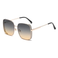 Fashionable oversized square sunglasses with gold metal frame and gradient lenses - C2 Gold Frame Grey Tea Lens