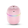 Détail de l'humidificateur trèfle avec bande LED RVB et port USB sur coque rose - X5 Rose