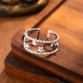 Silberner doppelter Perlenring aus Edelstahl mit Sternanhängern, verstellbar - Stahlfarbe