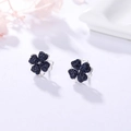 Boucles d'oreilles trèfle à quatre feuilles avec cristaux de coeur bleu profond - Boucles d'oreilles-Noir