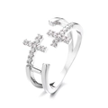 Eleganter zweischichtiger Kreuz-Ring mit funkelnden Zirkonia-Steinen in Silberoptik - Einstellbar Offen / Weißgold