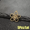Minimalist geometric flower pendant in golden stainless steel for DIY jewelry making - Five-Petal Flower Design (535) / 5 Pieces / Gold