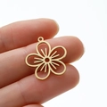 Set de 5 colgantes de flores de rosa en acero inoxidable dorado para bisutería DIY - Dorado