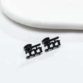 Boucles d'oreilles en acier inoxydable noir mat avec le nombre d'ange 555 style goth - Style 555 / Noir