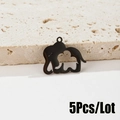 Detalle de 5 colgantes de elefante negro sobre base de piedra para joyería artesanal - 5 Piezas/Paquete / Negro