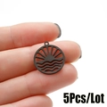 Set di 5 ciondoli circolari traforati con motivo sole e onde in metallo nero opaco - Sole Onda Nero (593)