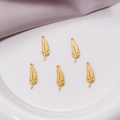 Set of five gold feather pendants in stainless steel for DIY jewelry making - Gold