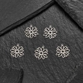Pendentifs marguerites en acier inoxydable pour création de bijoux sur fond de pierre - Style Floral Ajouré (628) / 5 Pièces / Acier