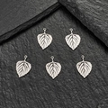 Fünf silberne Edelstahl Palmblatt Anhänger mit hohlen Adern für DIY Schmuck - Geädertes Blatt (616) / 616 Stahlfarbe