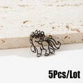 Détail de 5 pendentifs licorne en métal sur une surface en pierre texturée élégante - 5744217523698 / Poney de Dessin Animé (457 Noir) / 5 Pcs/Paquet