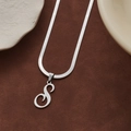 Collier chaîne serpent argentée avec pendentif lettre S cursive pour femmes - Lettre S