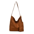 Sac fourre-tout minimaliste en daim marron pour femme avec une pochette zippée assortie - Marron