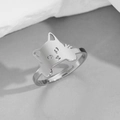 Bague ajustable chat porte-bonheur en acier inoxydable avec design félin épuré ajouré - Visage de Chat Évidé Minimaliste / Acier