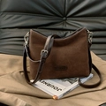 Dunkelbraune matte Wildleder-Einkaufstasche mit Lederriemen und Silber-Hardware für den Alltag - Kaffee (Matt Wildleder)