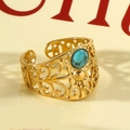 Vintage gold-plated adjustable ring with hollow carvings and green turquoise stone - Turquoise