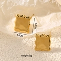 Orecchini a lobo quadrati a cuore in oro 18k con bordi ondulati e peso di 5g - Orecchini Concavi Quadrati con Bordo Ondulato-Oro