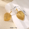 Golden leaf stud earrings in vintage style with textured metal finish and dimensions - Simple Leaf Style (2.9x2cm) / Gold