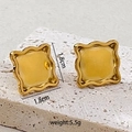 Detail of vintage gold square earrings with wavy edges, sized 1.8cm by 1.8cm - Square Wavy Edge Earrings