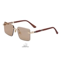 Quadratische braune Sonnenbrille mit goldenem Metallsteg und braunen Holzbügeln - Goldener Rahmen wechselt zu Tee (C2)