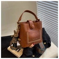 Vintage braune Beuteltasche mit goldener Perlenkante und gemustertem Umhängeriemen - Ohne Anhänger / Karamell