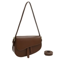 Retro dunkelbraune Satteltasche mit zwei Riemen und polierten Goldbeschlägen - Braun