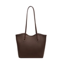 Bolso tote marrón oscuro con textura de cuero de grano lichi y borde superior ondulado - café