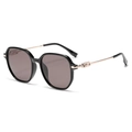 Fashion polarized oversized sunglasses with black frame and golden metal temples - Black Frame Light Tea Lens