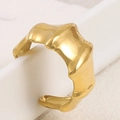 Bague réglable en acier inoxydable doré au design liquide irrégulier pour femme - Style Noeud de Bambou Large Irrégulier (A4692)