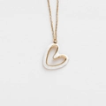 Halskette mit unregelmäßigem weißem Emaille-Goldherz-Anhänger und feiner Kette - Weiß
