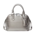 Metallisch silberne Muscheltasche mit Prägedetails, Doppelgriffen und Gurt - Silber