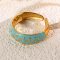 Anello vintage placcato oro con smalto azzurro e stelle dal design aperto regolabile - Blu