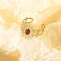 Bracciale rigido dorato bohémien con pietra di agata rossa e cristalli lucidi - Rosso Scuro